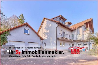 Freistehendes 3-Familienhaus mit Bauplatz – Ortsrand Winnweiler