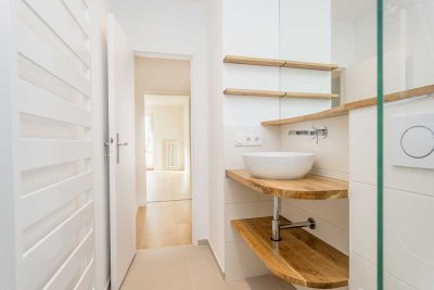 Charlottenburg (nah Ku'dann & KaDeWe): 3-Zimmer Erstbezug mit Balkon, Bad mit Fenster und Stellplatz