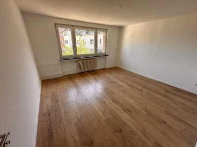 Helle 2-Zimmer-Wohnung in Duisburg-Duissern