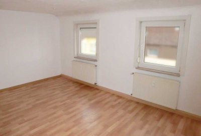 HELLE SINGLE-DACHGESCHOSSWOHNUNG