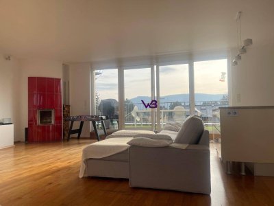 Traumhafte DG-Wohnung, Zentrumsnähe, mit Freiflächen, Dachgarten und KFZ Stellplatz.