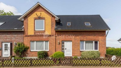 Attraktives Einfamilienhaus mit zwei Wohneinheiten, Wintergarten und Terrasse in Hoisdorf