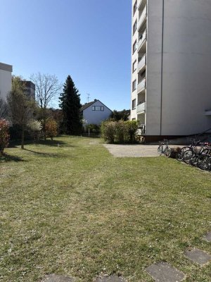 Sofort verfügbar - großzügige 4-Zi-Whg. - 1. OG - Balkon & Garage- nur 2.586 €/qm!