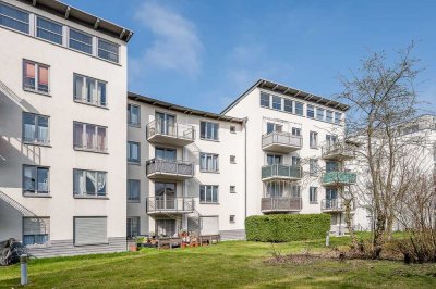 Solide 2-Zimmer-Wohnung mit Potenzial, Tiefgarage – Nähe Berlin und BER