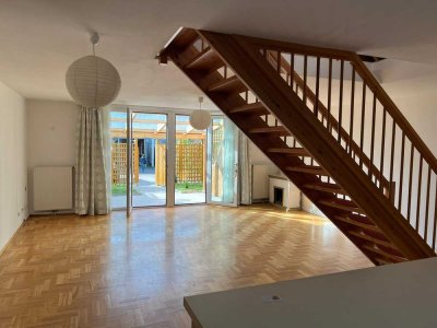 Familienidylle ab der ersten Sekunde - traumhaftes Reihenhaus in Hamburg-Volksdorf!