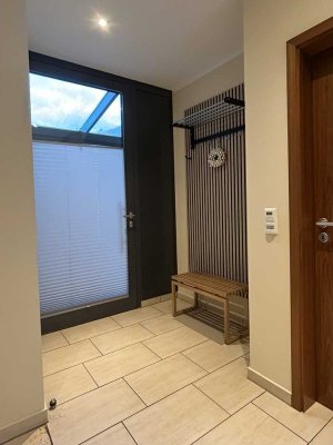 Attraktive, möblierte 3,5-Zimmer Wohnung mit Terrasse/Gartenanteil in Annweiler am Trifels