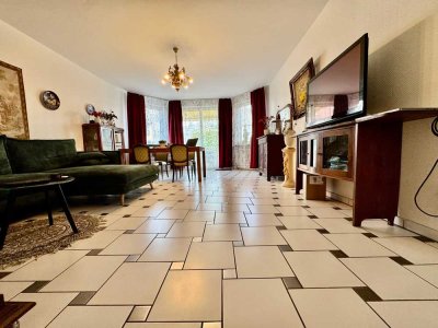 +++Hausgefühl pur: Ruhige Maisonette mit Terrasse, Balkon & eigenem Eingang in Frohnau+++
