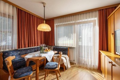 Zentrale 2-Zimmer-Wohnung mit Westbalkon und Stellplatz in Mayrhofen