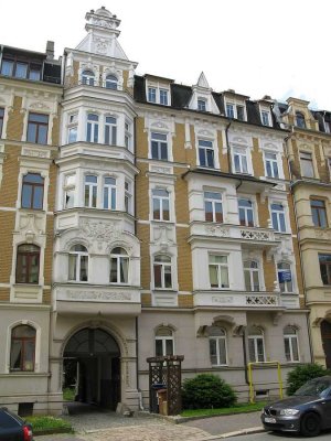 Gepflegte 2-Zimmer Wohnung mit Balkon im 2. OG in Plauen-Neundorfer Vorstadt