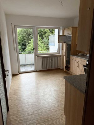 Helle, ruhige  63 m² Wohnung mit Balkon am Jakobsberg