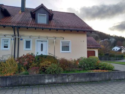 Gepflegtes 6-Zimmer Einfamilienhaus in Beilngries (Kottingwörth) mit Garage