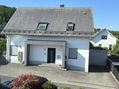 Freistehendes Einfamilienhaus in Kürten-Dürscheid, einfach nur streichen und einziehen!