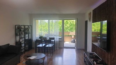 Attraktive 2-Zimmer Wohnung inkl. Tiefgarage, Küche mit Elektrogeräte, frisch saniert, in Augsburg