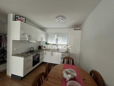 ***Erdgeschosswohnung mit Einbauküche und Terrasse!***