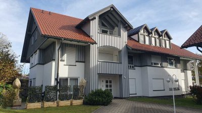 Helle 3-Zimmer Dachgeschosswohnung auf dem Nadenberg