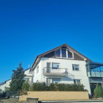 Luxus-Dachterrassen-Studio, möbliert, nur fuer 1 Person