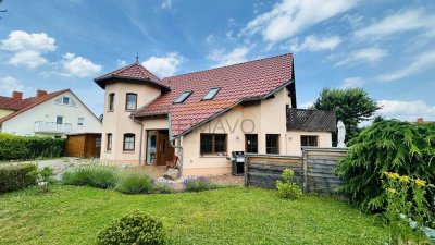 Modernisiertes Einfamilienhaus mit Wintergarten, großzügigem Garten und viel Platz