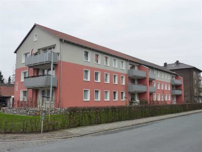 Schöne Wohnung 1. OG - 3ZKB - Großer Balkon