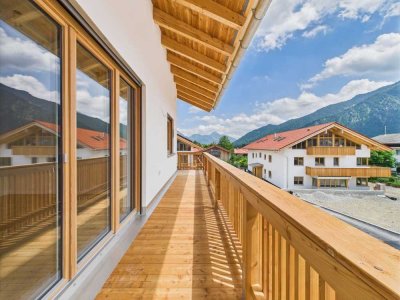 Blick zur Brecherspitz: Exklusive 2-Zimmer-Landhaus-Wohnung in Schliersee-Neuhaus