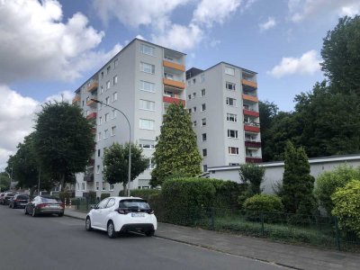 Erstbezug nach Sanierung mit Balkon: Geschmackvolle 2-Zimmer-Wohnung in Monheim am Rhein