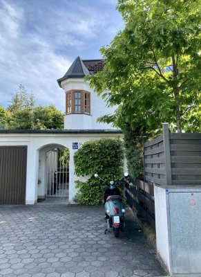 Charmantes, frisch renoviertes   4-Zimmer Eck-Haus in München-Obermenzing