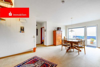 Frankfurt-Preungesheim: Vierzimmerwohnung auf Erbpacht mit zusätzlichem Studio oder Atelier