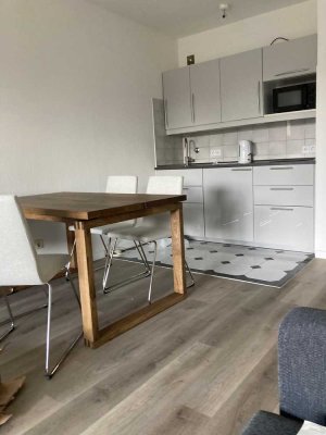 Frisch renovierte, möblierte Wohnung in Niederkassel