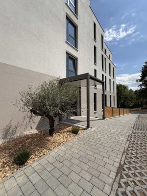 Hochmoderne 4-Zimmer-Gartenwohnung Südseite mit exklusiver Einbauküche inklusive Kochinsel