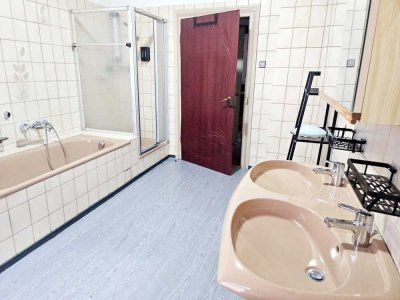 2-Zimmer-Wohnung, modern und komplett möbliert, in Pirmasens in der Nähe des Bahnhofs