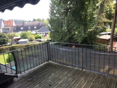 Top Lage: Ruhige DG Wohnung KDB Balkon EBK teilmöbliert Bergisch Gladbach Gronauer Waldsiedlung