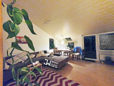 Perfekt geschnittene 3 ZKB-DG-Whg. mit Balkon und EBK, ca. 84 m², in Leonberg/Haldengebiet