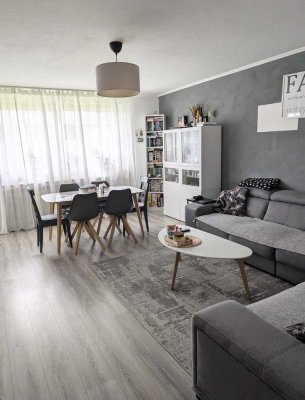 Charmante 3-Zimmer-Wohnung mit Balkon, EBK und Stellplatz
