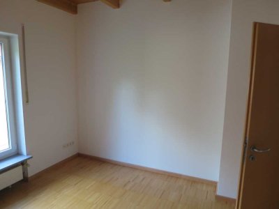 Exklusive 3-Zimmer Dachgeschosswohnung mit Dachterrasse in Markt Schwaben