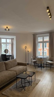 Stillvoller ERSTBEZUG! Vollmöbliertes 1,5-Zimmer-Apartment mit EK