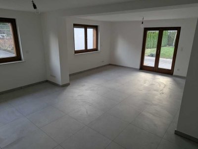 Erstbezug, modernisiertes Einfamilienhaus mit 5 Zimmern in Wachtberg