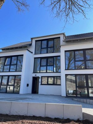 Großes moderne Haus mit Garten und Garage zentral in Böblingen