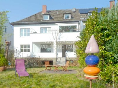 EXZELLENT WOHNEN ++ Eigener Garten plus Balkon-Terrasse ... alles NEU