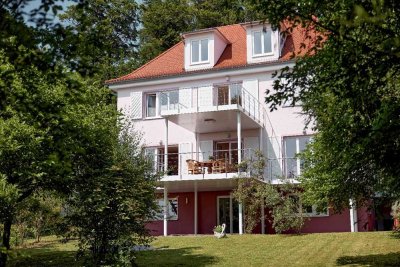Premiumlage - kernsanierte Villa mit unverbaubarer Seesicht
