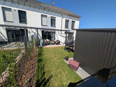 New Building, modern, high-quality, low-energy terraced house, with kitchen, 2 miles from the clay