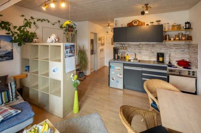 Charmante 2-Zimmer-Dachgeschosswohnung - ruhige Lage in Buxheim