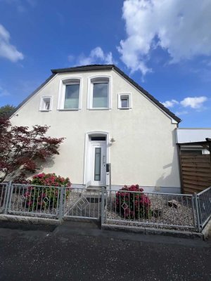 Helle 3-Zimmer Wohnung mit Einbauküche in Rendsburg