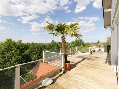 Rarität: Villa mit einzigartigem Grundstück und beherrschendem Panoramablick in begehrtester Lage