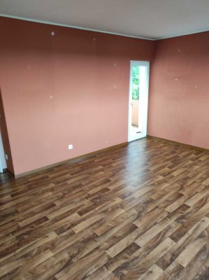 Gepflegte 2-Zimmer-Wohnung ab sofort zu vermieten – WE23