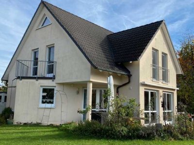 LEBEN & WOHNEN & Arbeiten?! Anwesen mit ca. 183 m² Wohnfl.; 740 m² Grundstück, 5x Parken in Steppach