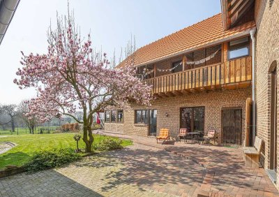 Nachhaltig saniert & naturnah wohnen – Ihr Hof mit Weide & Wald