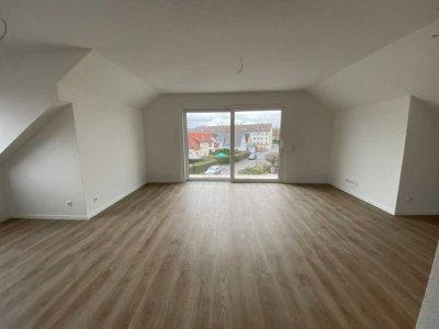 Dachgeschoss-Wohnung mit Balkon, Aufzug und Gäste-WC in Neckarsulm