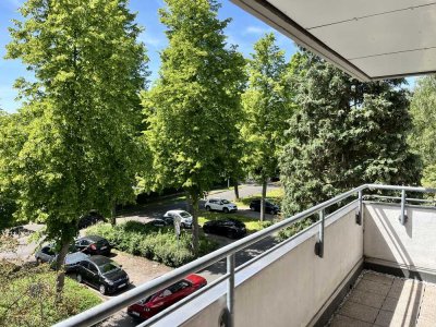 Sonnige 3-Zimmer Wohnung mit Balkon in Krefeld-Bockum (Stadtwaldnähe)