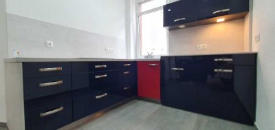 Neuwertige 2-Raum-Wohnung mit Parkett u. hochwertiger Einbauküche mit exzellenter S-Bahnanbindung
