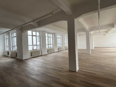 Innenstadt: Industriedesign  und  Jugendstil - Bürolofts und Wohn-Mehrfamilienhaus als Invest