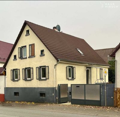 Modernisiertes Einfamilienhaus mit großem Grundstück und Scheune – Ihr Wohntraum in Roßdorf